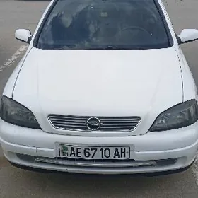 Opel Astra 2000
