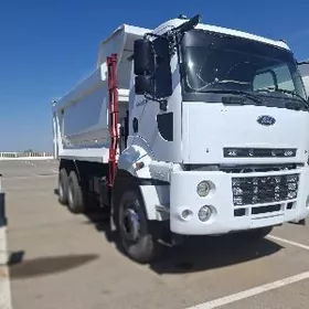 Ford Cargo 3535D 2015