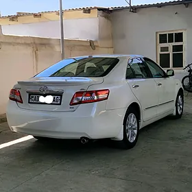 Toyota Camry 2011