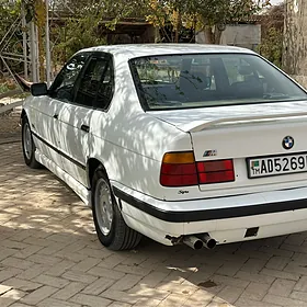 BMW 525 1992