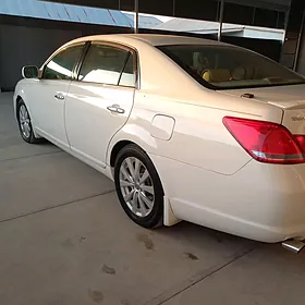 Toyota Avalon 2005