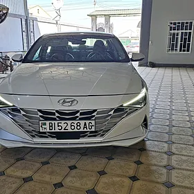 Hyundai Elantra 2021