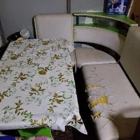 кухонный уголок