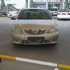 Toyota Camry 2005