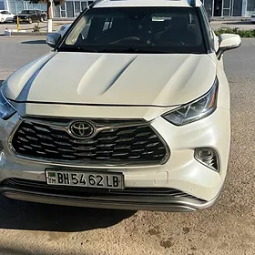 Toyota Highlander 2020