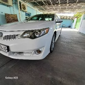Toyota Camry 2012