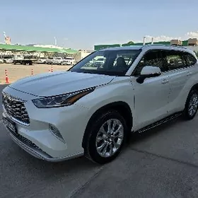 Toyota Highlander 2020