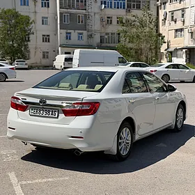 Toyota Camry 2013