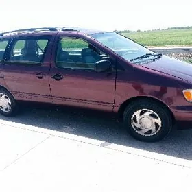 Toyota Sienna 2000