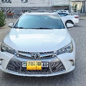 Toyota Camry 2015