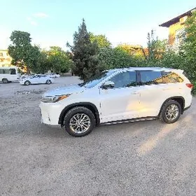 Toyota Highlander 2017