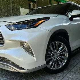 Toyota Highlander 2024