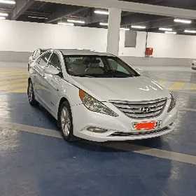 Hyundai Sonata 2011