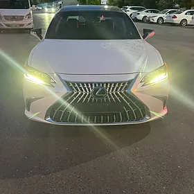 Lexus ES 350 2022