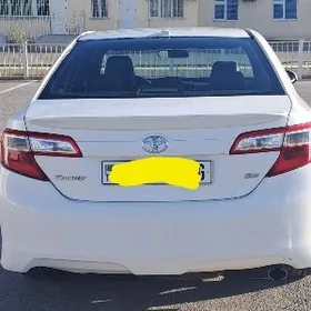 Toyota Camry 2012