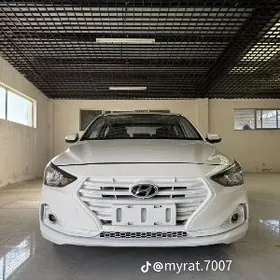 Hyundai Elantra 2021