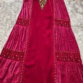 Gyzyl pombarh koynek