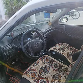 Opel Astra 1995