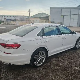 Volkswagen Passat 2021