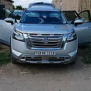 Nissan Pathfinder 2023