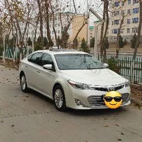 Toyota Avalon 2013