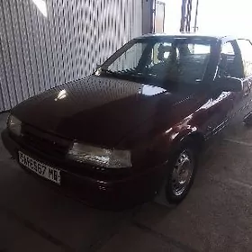 Opel Vectra 1990