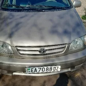 Toyota Sienna 2001