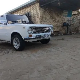 Lada 2104 1980