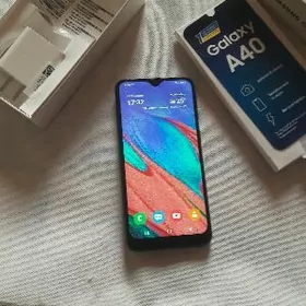 Samsung A40  4/64