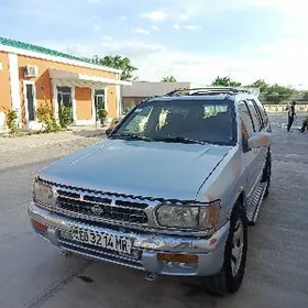 Nissan Pathfinder 1998