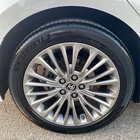 MICHELIN 245/45/18