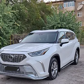 Toyota Highlander 2022