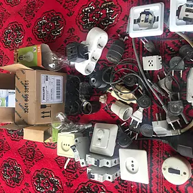 Elektro lampa we beýlekiler