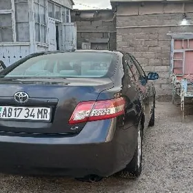 Toyota Camry 2010