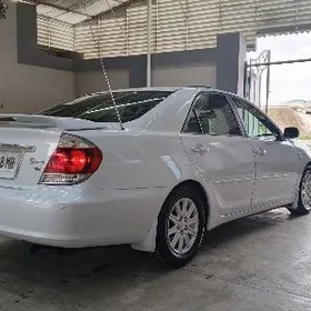 Toyota Camry 2003