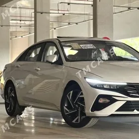 Hyundai Elantra 2025