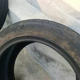 235/55/19 Goodyear Uniroyal
