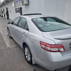 Toyota Camry 2010