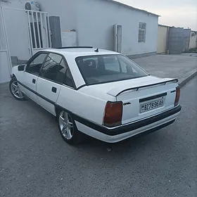 Opel Omega 1990