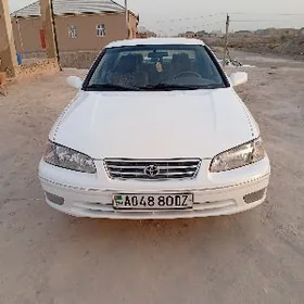 Toyota Camry 1999