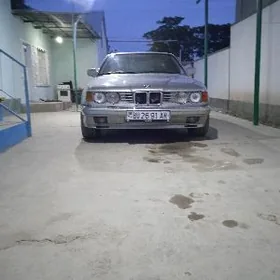 BMW 730 1989