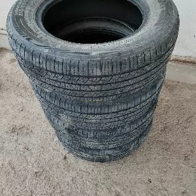 Tigir 215 65 16 Hillo