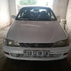 Toyota Corona 1993