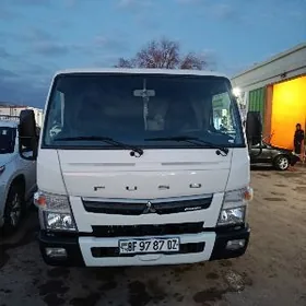 Mitsubishi Canter 2023