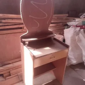 mebel aýnaly saç daralýan