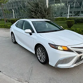 Toyota Camry 2022