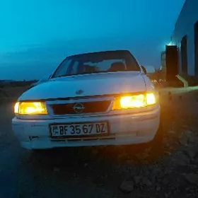 Opel Vectra 1990