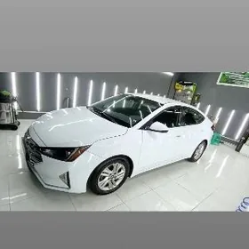 Hyundai Elantra 2020