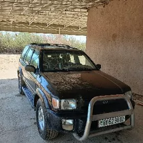 Nissan Pathfinder 1998