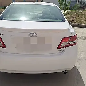 Toyota Camry 2010